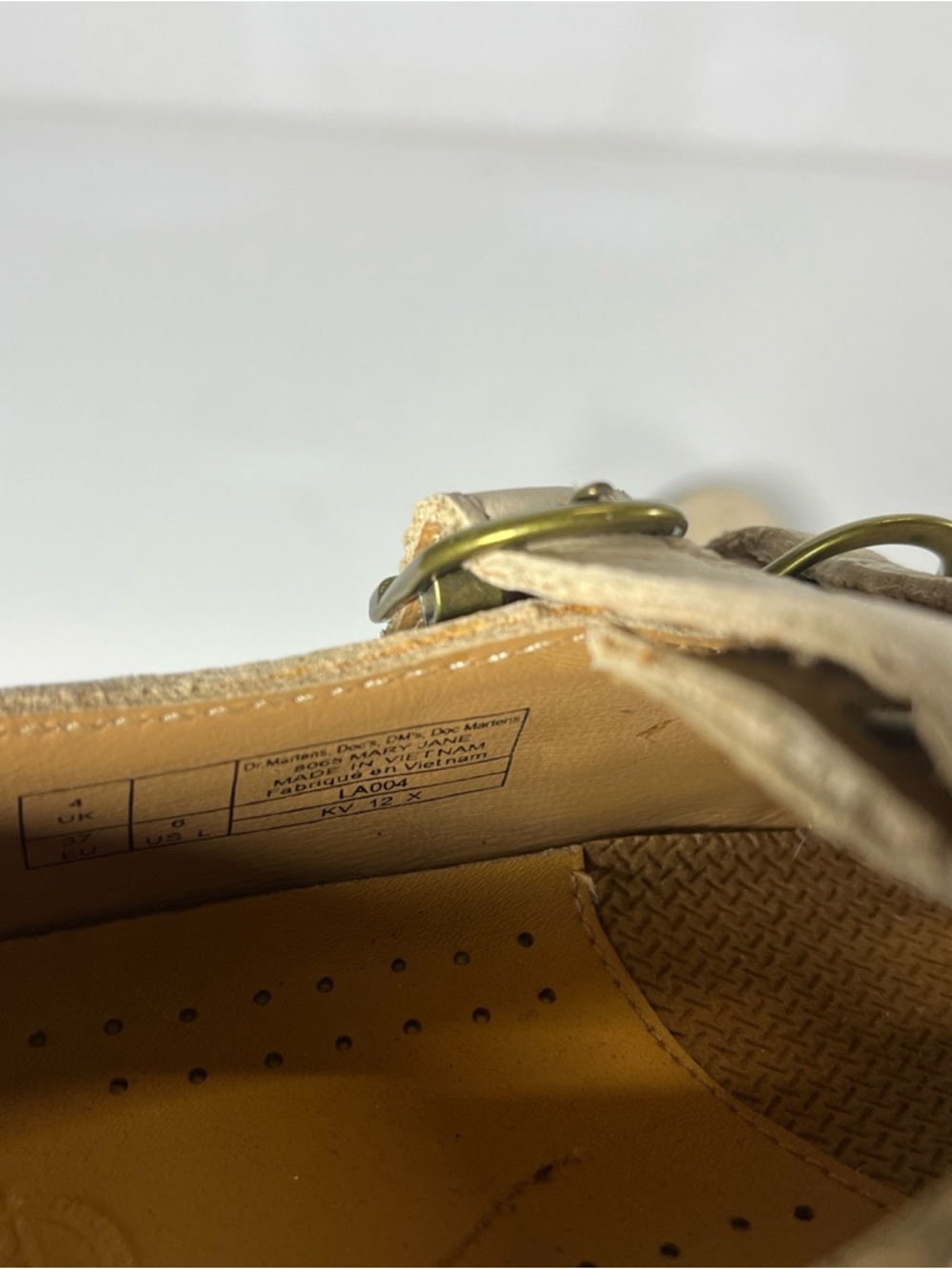 SOLD Dr. Martens Mary Jane 8065 Shoes Leather Buckle Flats Perforated Beige Wome - Picture 13 of 16